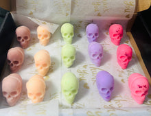 Load image into Gallery viewer, Skull Wax Melt Set
